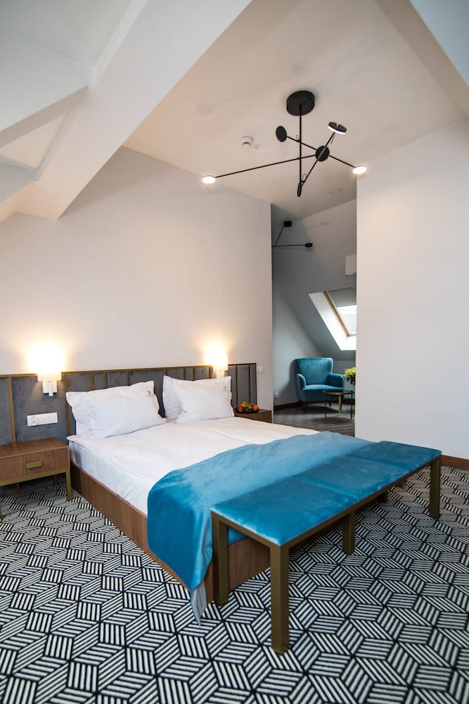 Deluxe Double or Twin Room photo 3