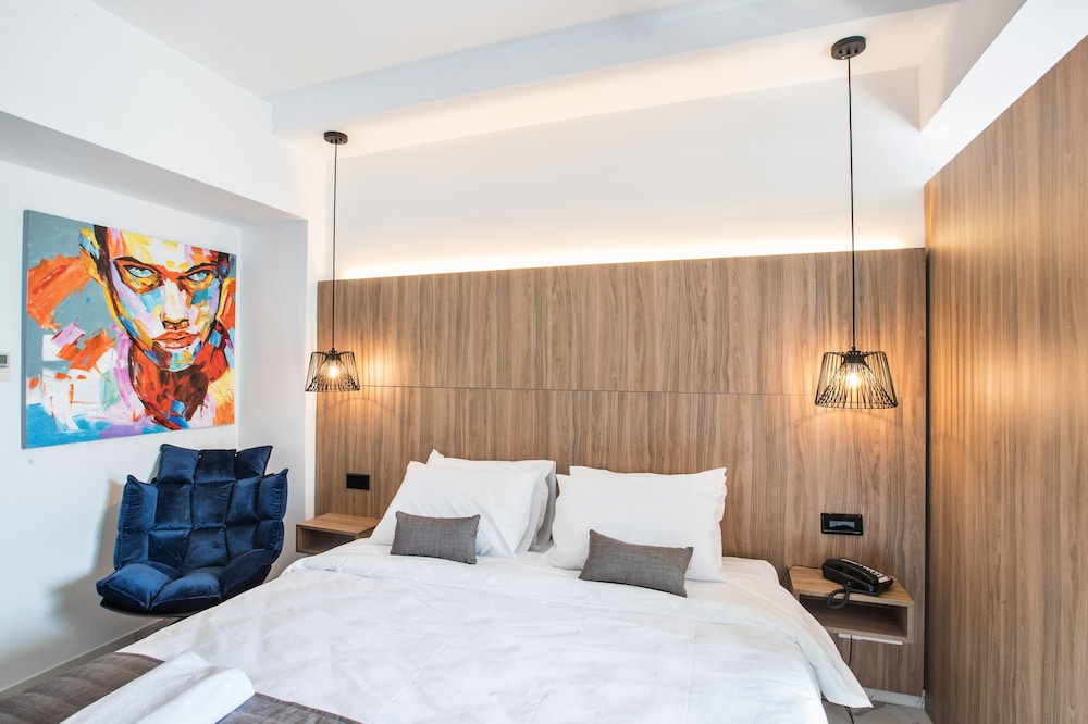 Deluxe Suite, Sea View photo 3
