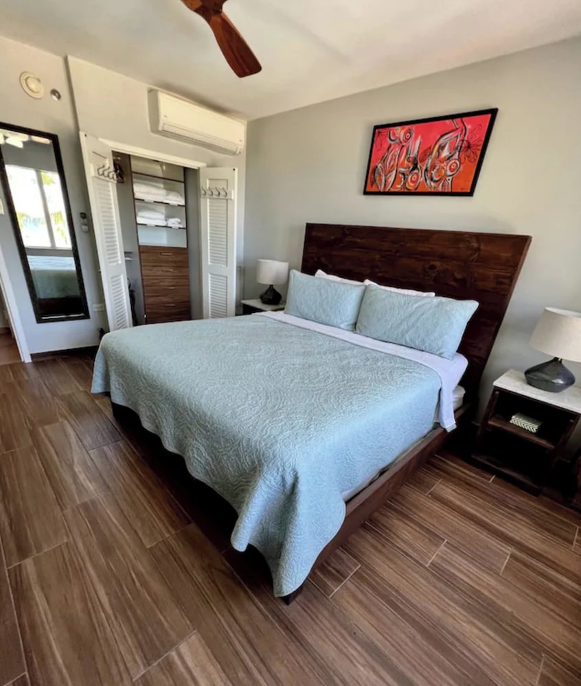 Villa, Beachside photo 3