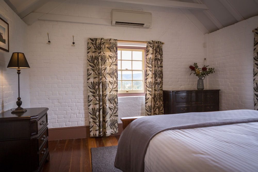 The Barracks, Waggoner suite photo 2
