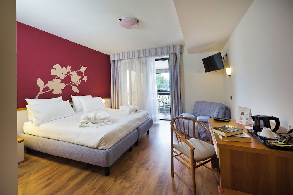 Superior Room photo 2