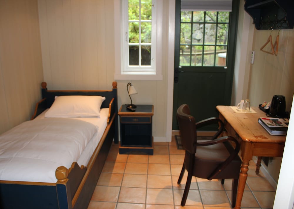 Single Room photo 1