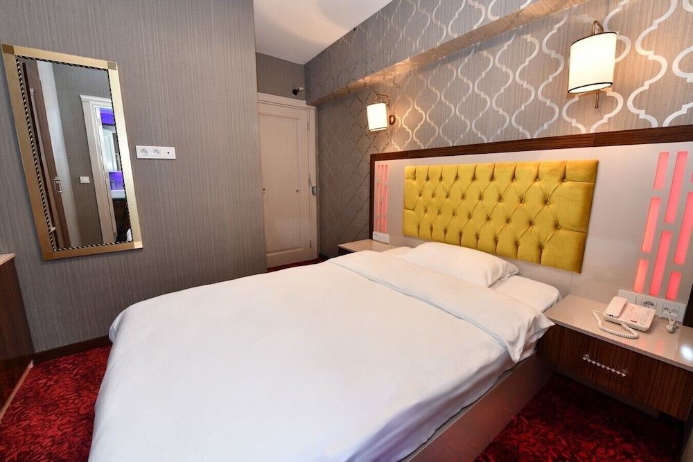 Comfort Double Room Single Use, No Windows photo 1