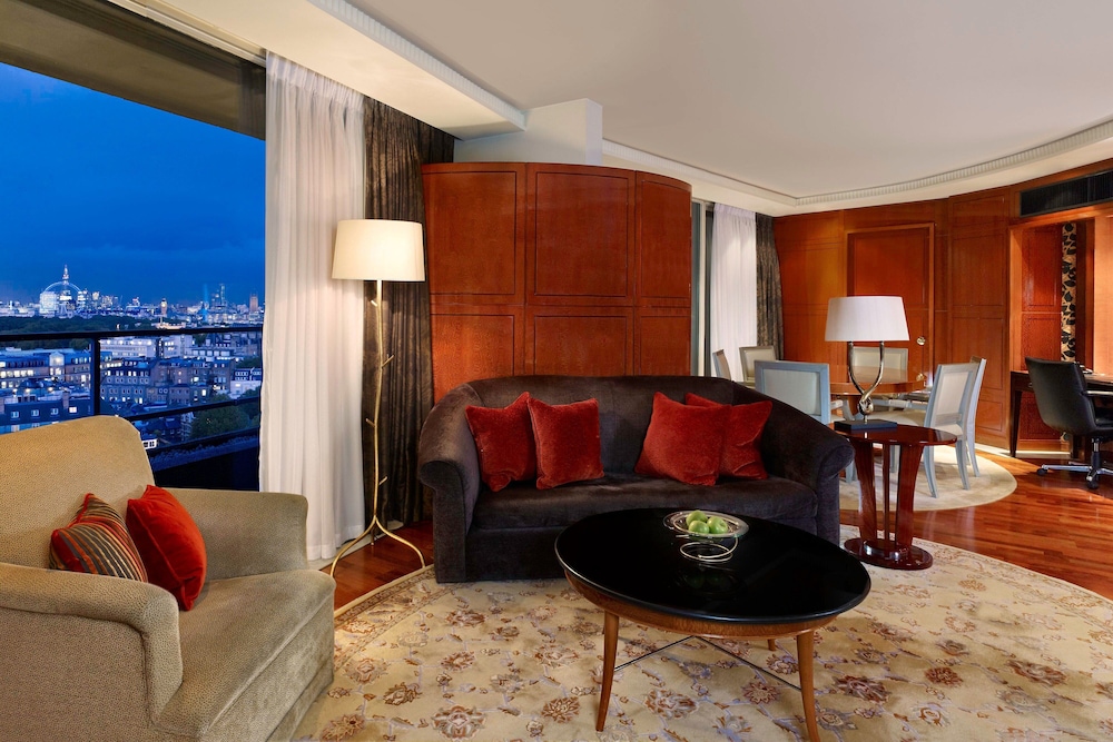 Suite, 2 Bedrooms photo 3