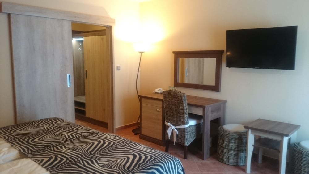 Standard Double Room photo 2