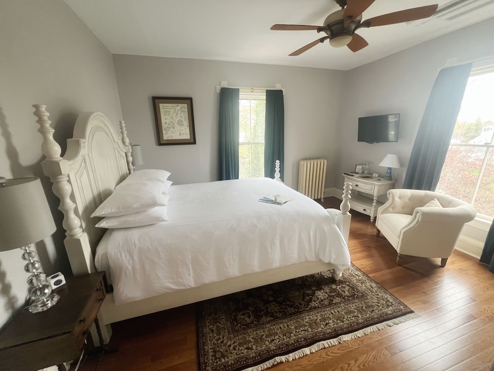 Luxury Room, 1 Queen Bed photo 1