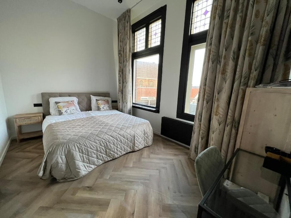 Deluxe Double Room photo 2