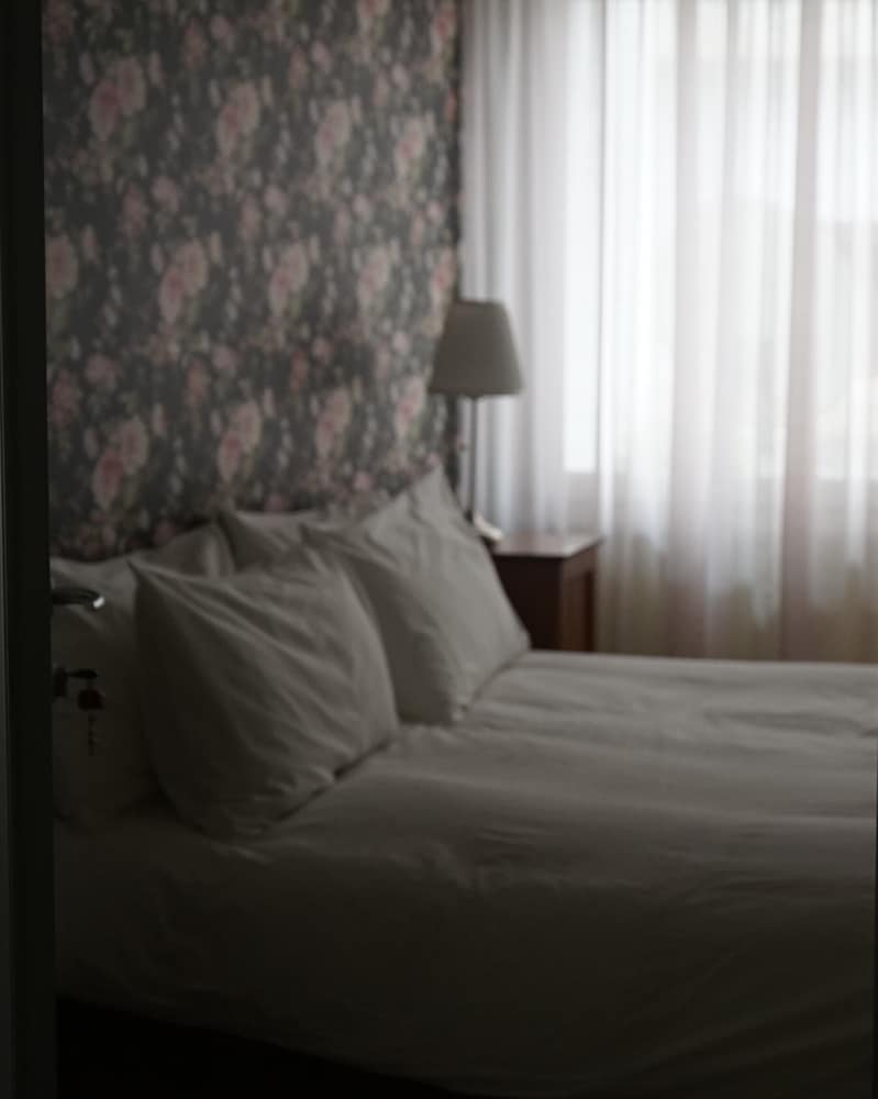 Double Room, Jetted Tub