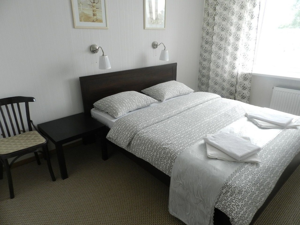 Standard Double or Twin Room photo 3