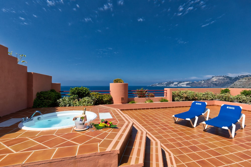 Suite, 1 Bedroom, Sea View - Photo 9