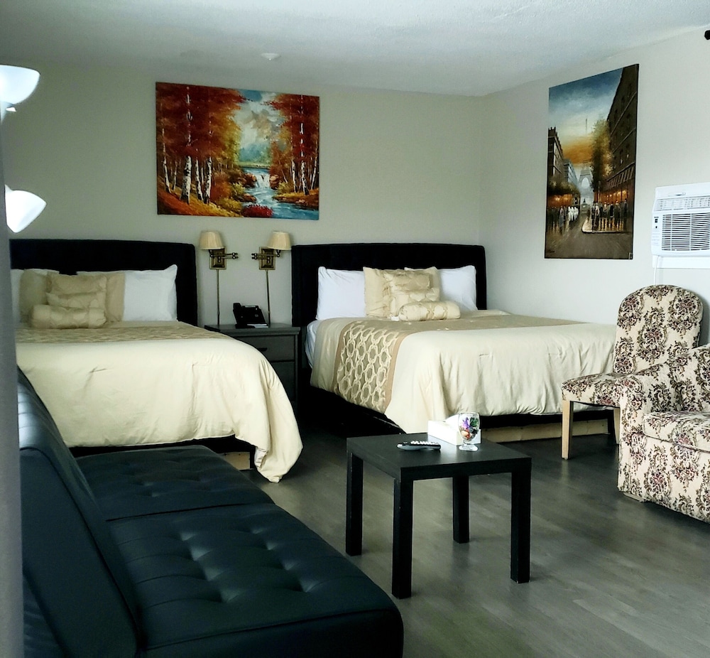 Standard Room, 2 Double Beds photo 1