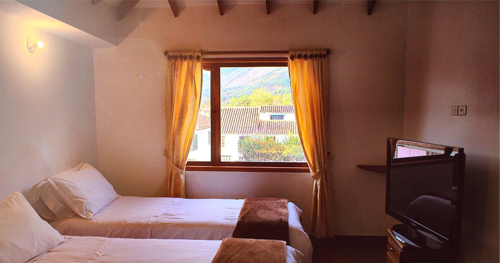 Comfort Quadruple Room, 1 Bedroom, Non Smoking photo 2
