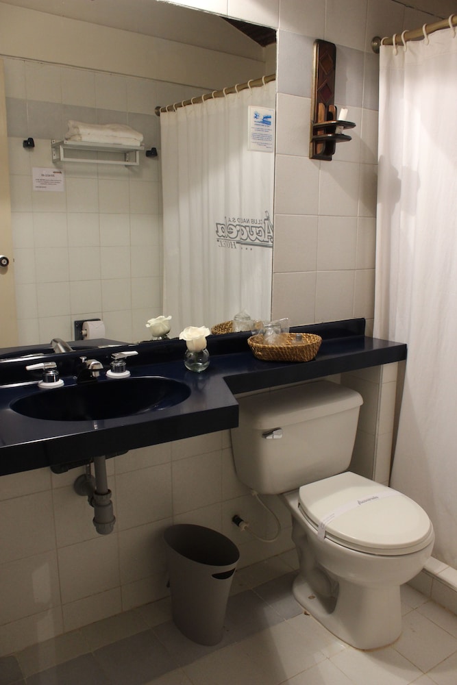 Junior Suite, 2 Bedrooms (5 Pax) photo 3