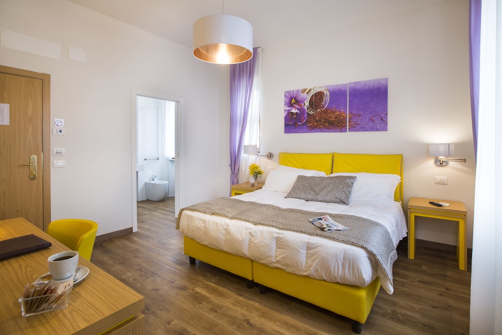 Superior Double or Twin Room - Photo 13