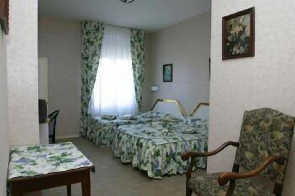 Family Room, 2 Double Beds photo 1