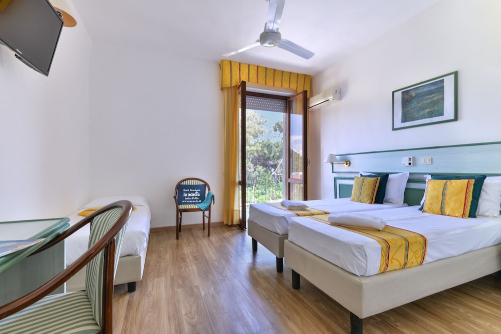 Classic Double Room - Photo 32