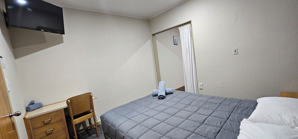 Standard Room, 2 Bedrooms photo 3
