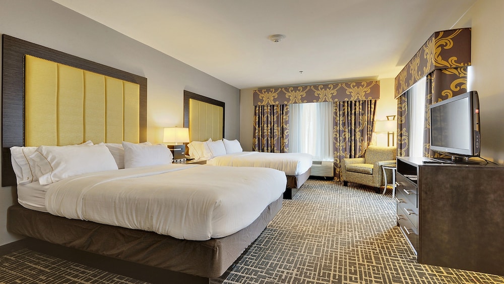 Standard Room, 2 Queen Beds - Photo 3