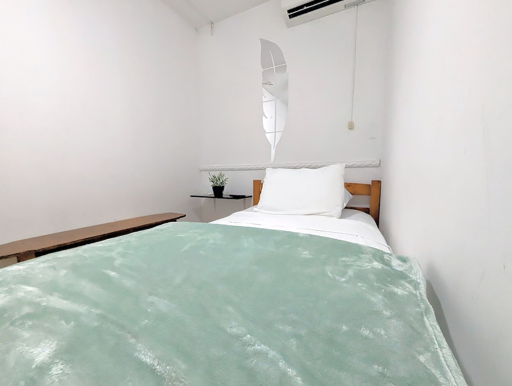 City Double Room - Photo 2