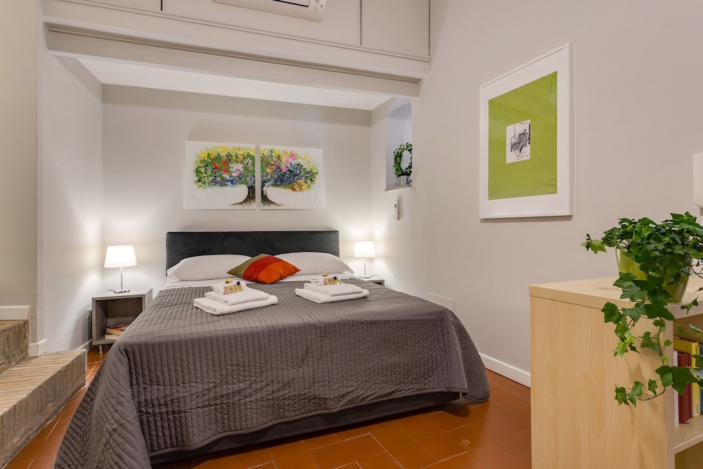 Apartment, 1 Bedroom, Kitchenette (Via di Grotta Pinta, 10 - Int. 4) photo 2
