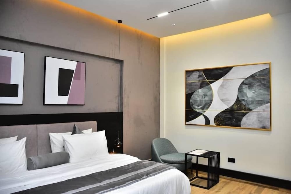Presidential Apartment, Balcony, City View photo 1