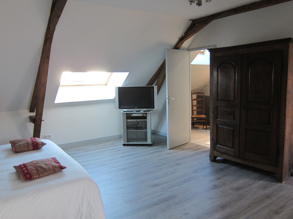 Superior Double Room, Ensuite (Chambre Lucy) photo 3