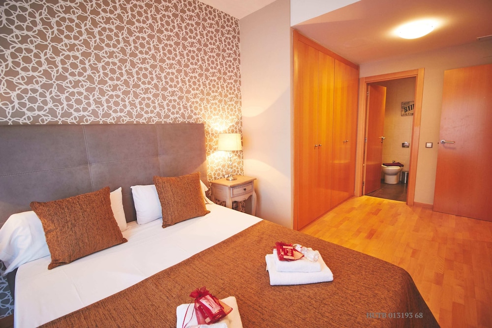 Apartamento, 3 Habitaciones, Balcón (C/ Tresmall Nº 9 O C/ Cervantes 27)