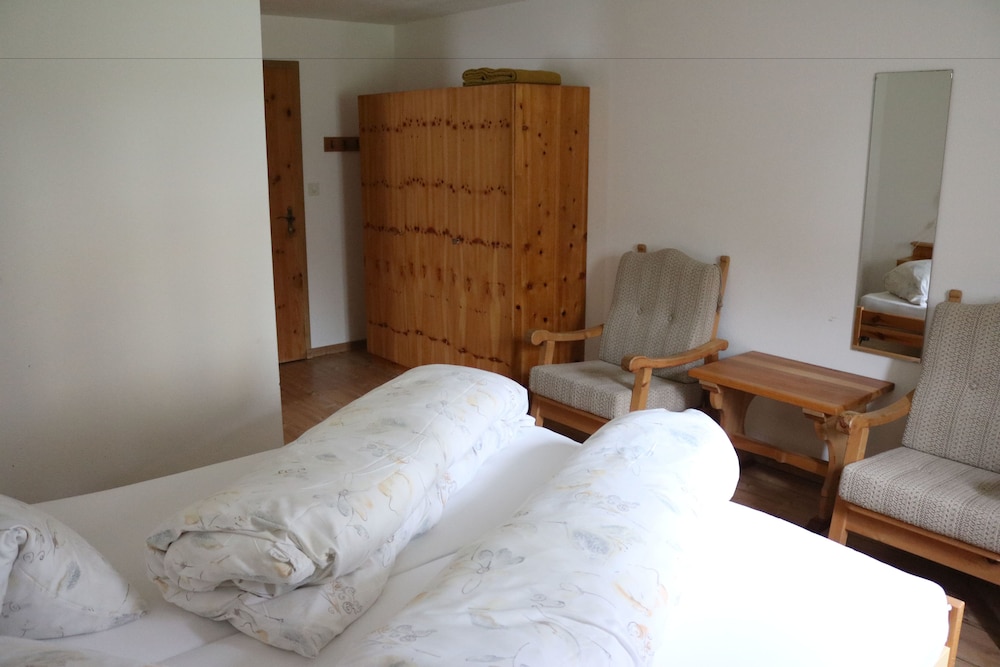 Economy Double Room, 1 Bedroom, Mountain View photo 3