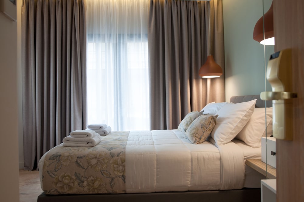 City Double or Twin Room, City View photo 3