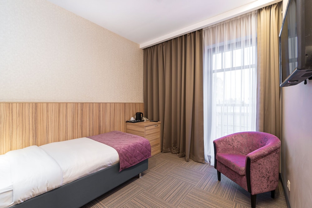 Single Room photo 3