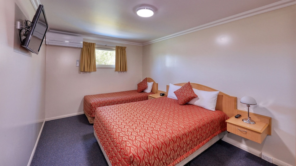 Two Bedroom Executive Apartment photo 2