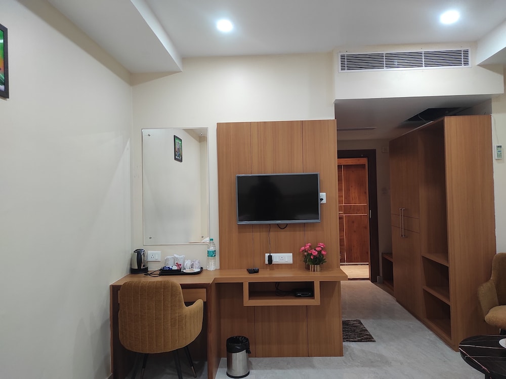 Executive Double or Twin Room - Photo 7