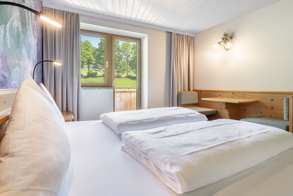 Single Room, Balcony, Mountain View (Pölven 20m²) photo 1