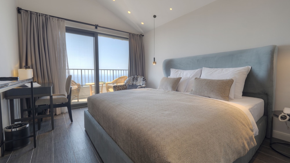 Panoramic Room, 2 Bedrooms, Balcony, Sea View