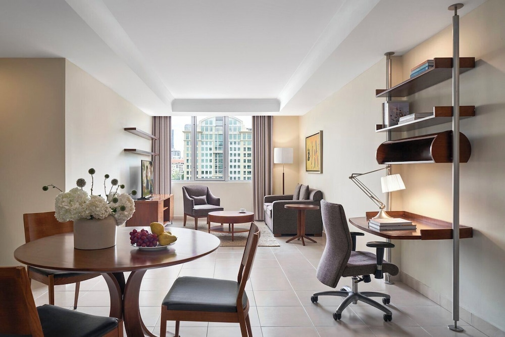 1-Bedroom Executive Apartment photo 1