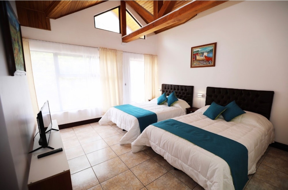 Double Room, Shared Bathroom photo 2