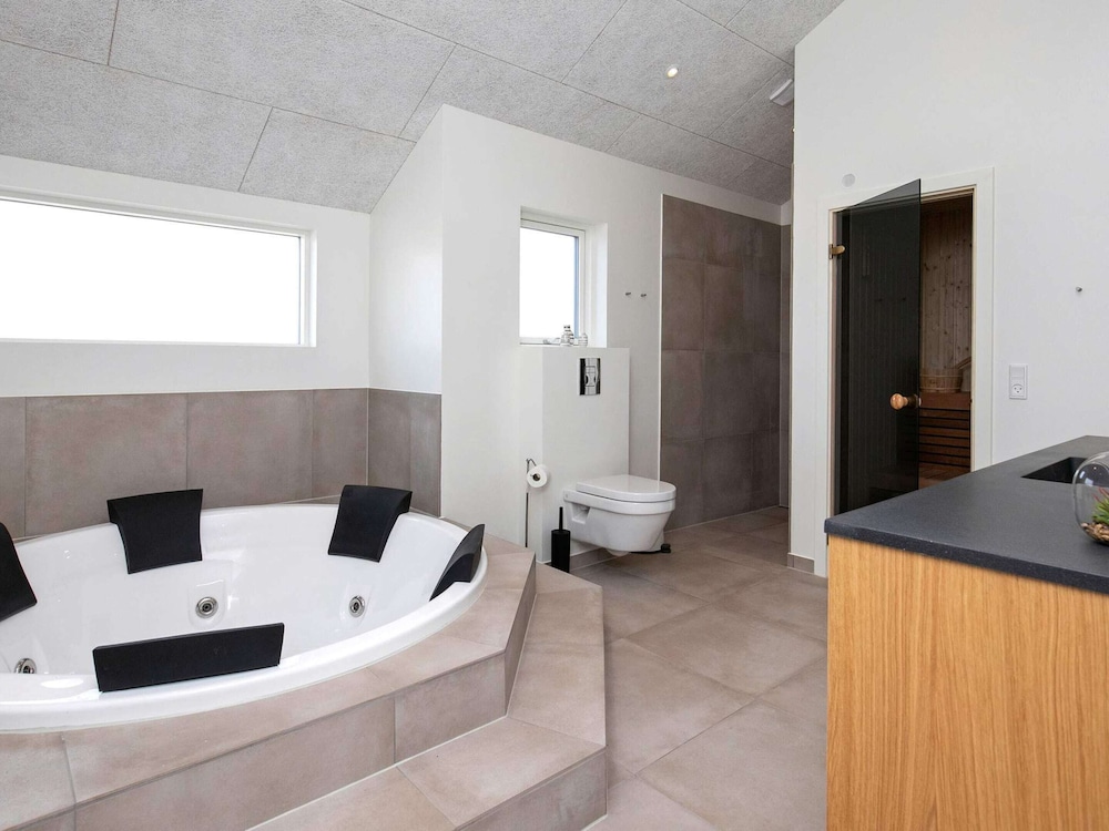 House photo 1