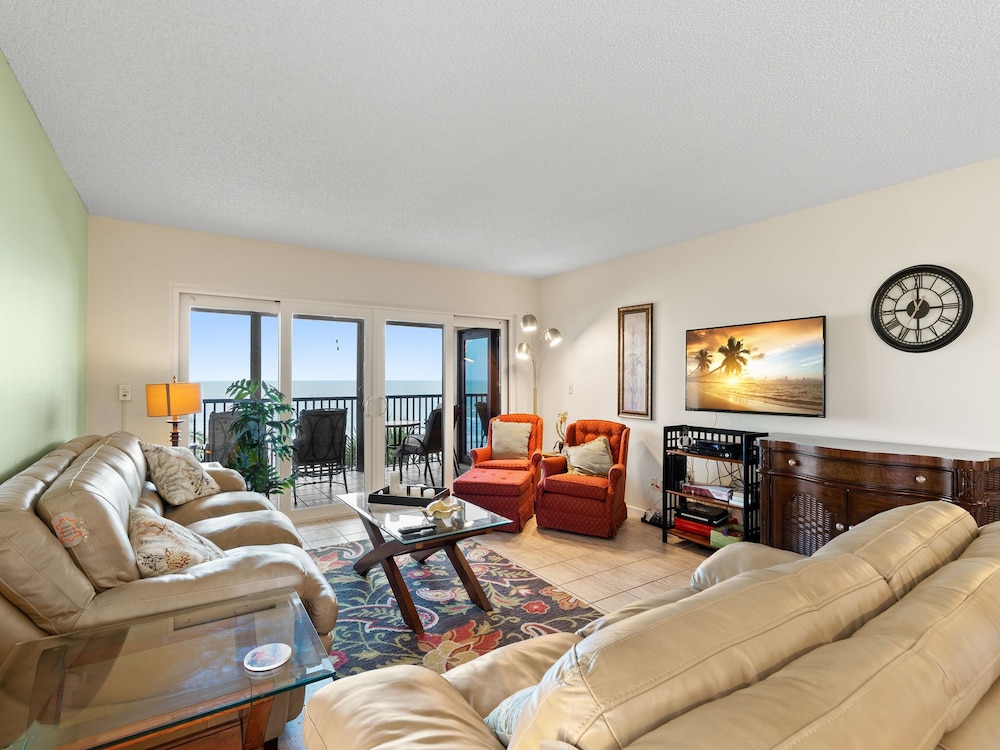 Condo (2 Bedrooms) photo 3