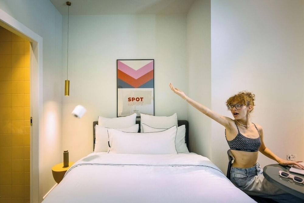 Double Room - Photo 3