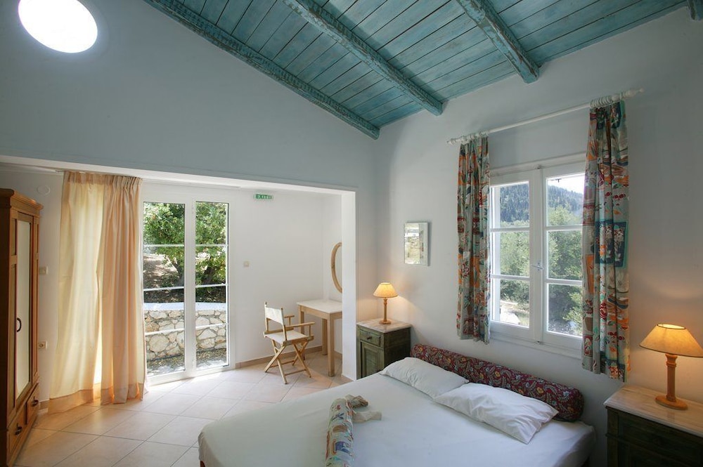 Comfort Villa, 2 Bedrooms (Myrtia) photo 1