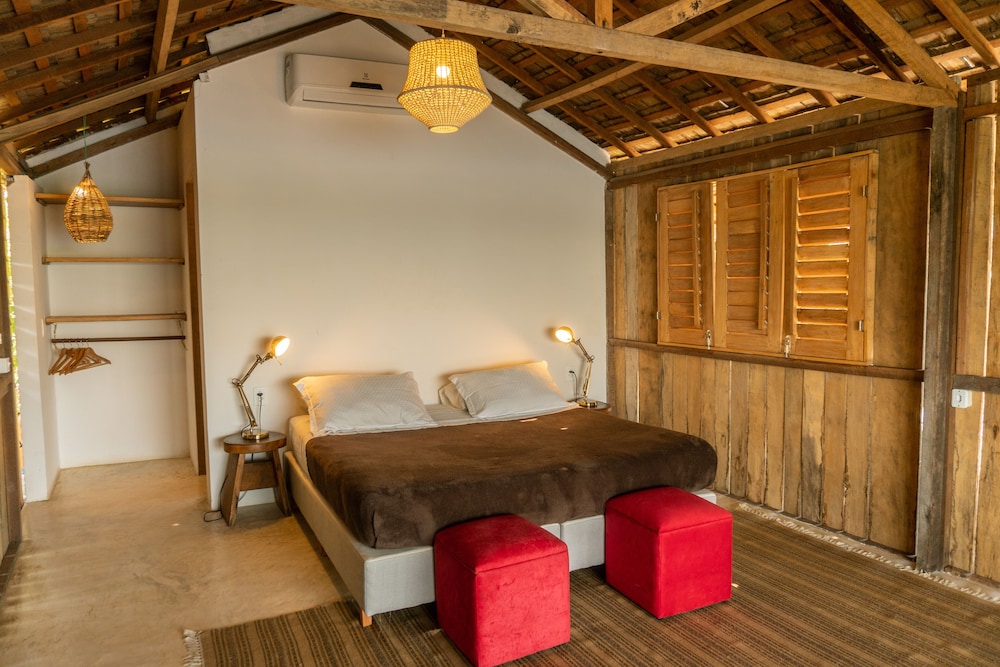 Suites Lagoa photo 2