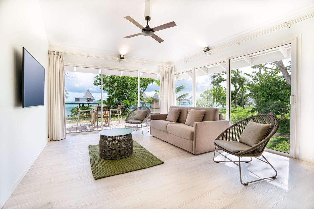 Villa, 1 Bedroom, Beachside - Photo 2