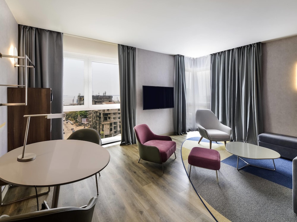 Suite, 1 Double Bed, River View - Photo 4