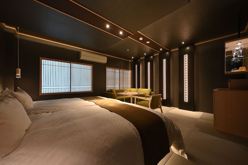KURI, Japanese-Western Style Room, Mountain View photo 3