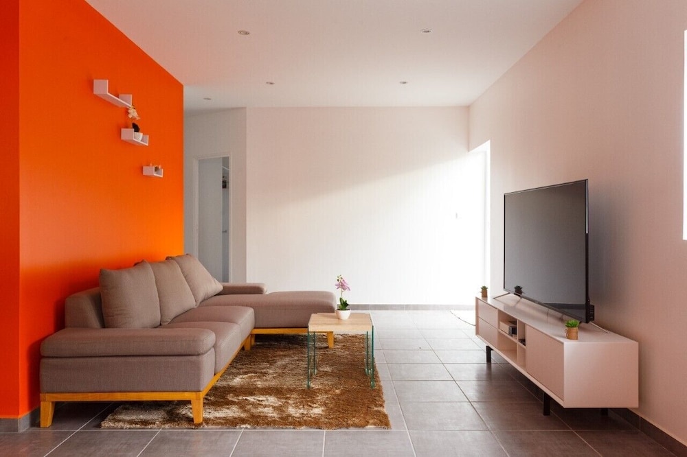 Deluxe House, 2 Bedrooms, Sauna photo 1