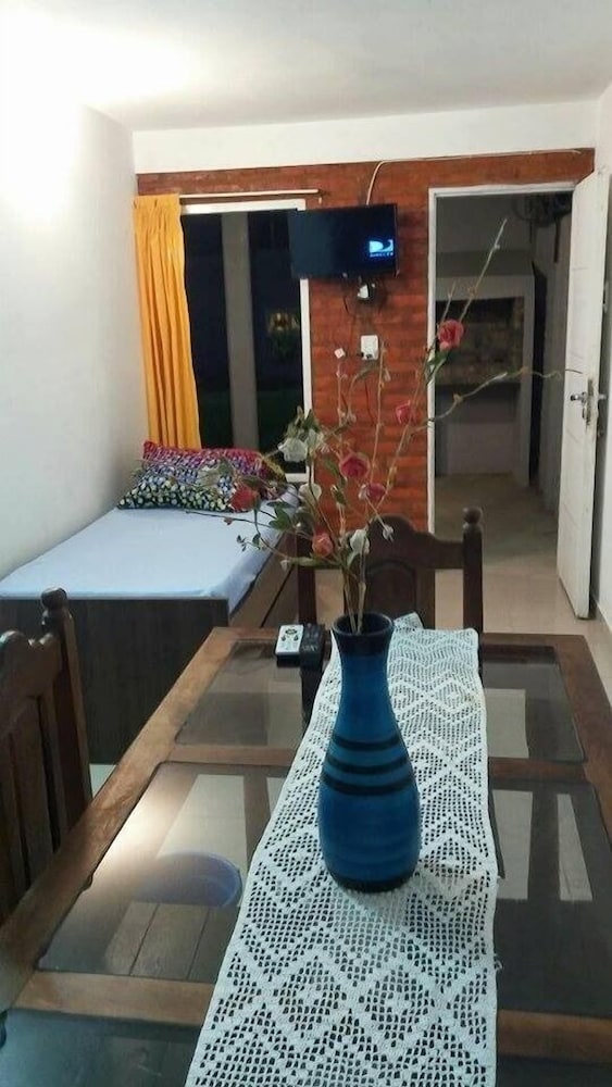 Apartment photo 2