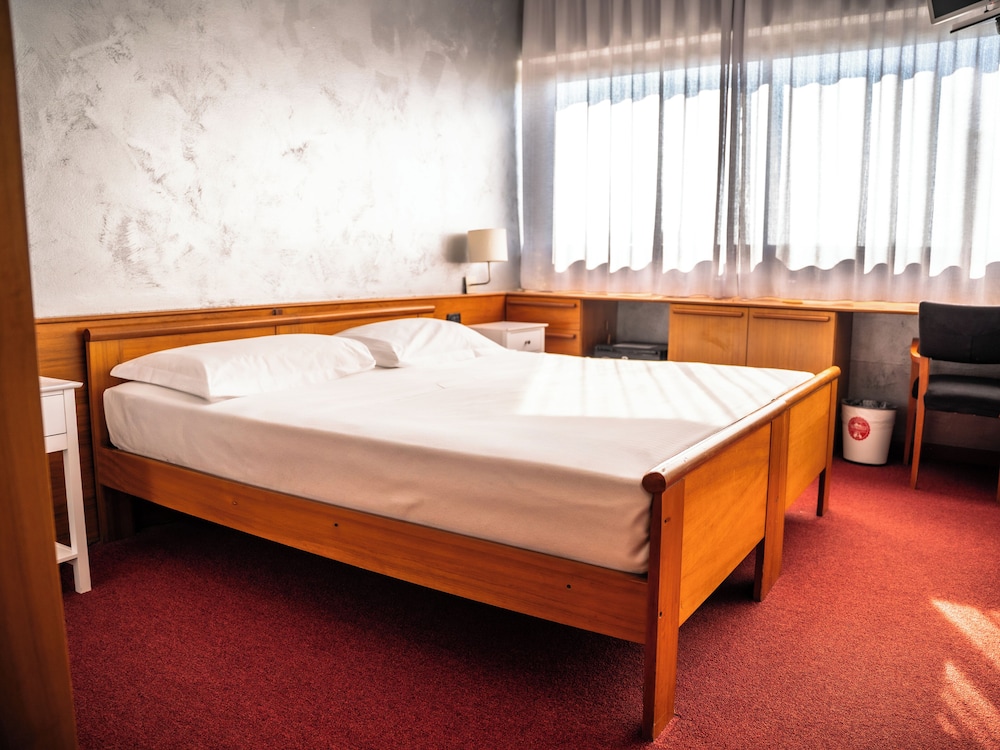Classic Double Room Single Use
