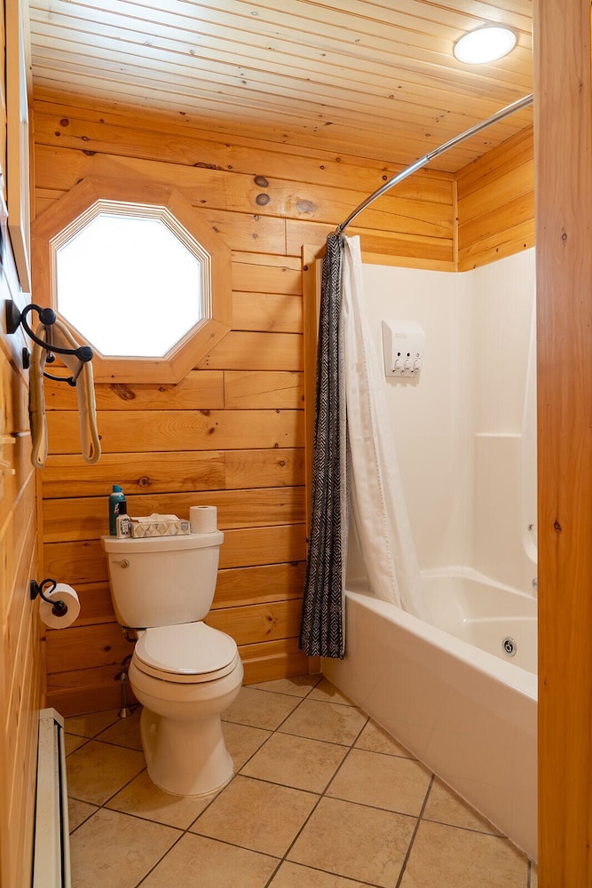 Comfort Shared Dormitory, Mixed Dorm, Private Bathroom photo 3