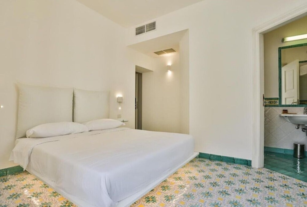 Deluxe Room photo 3