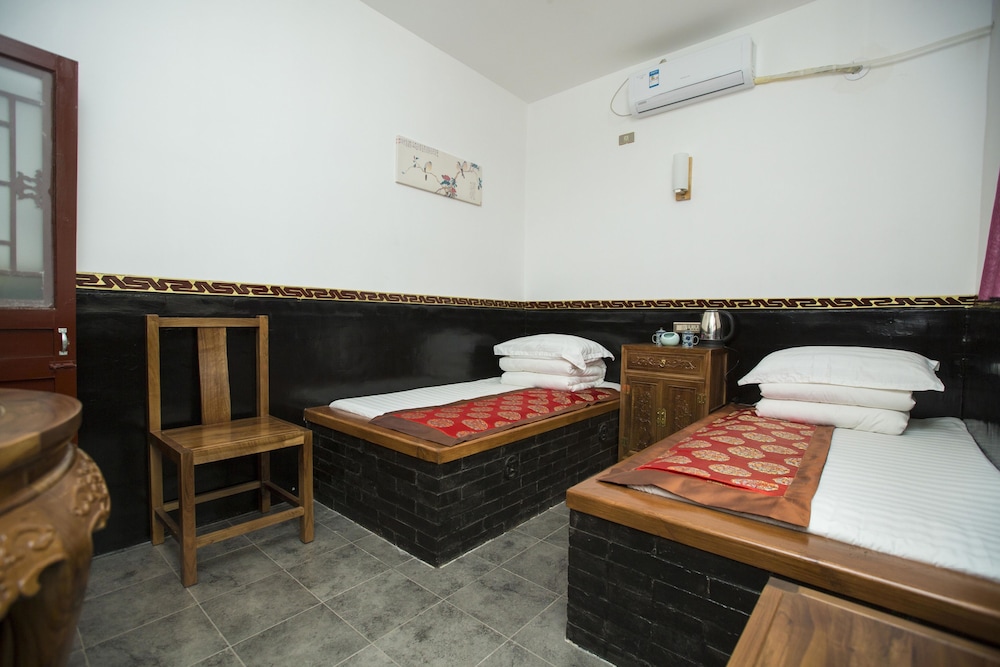 Traditional Twin Room